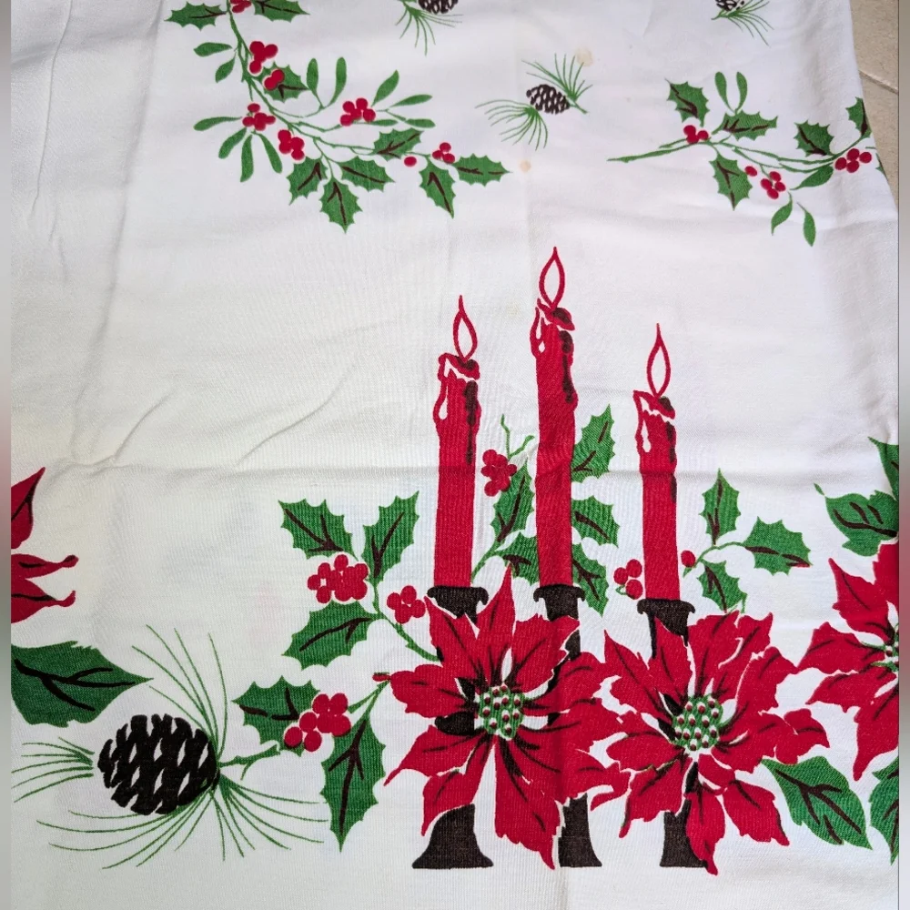 Vintage Tablecloth Christmas White with Poinsettias Pinecones 64